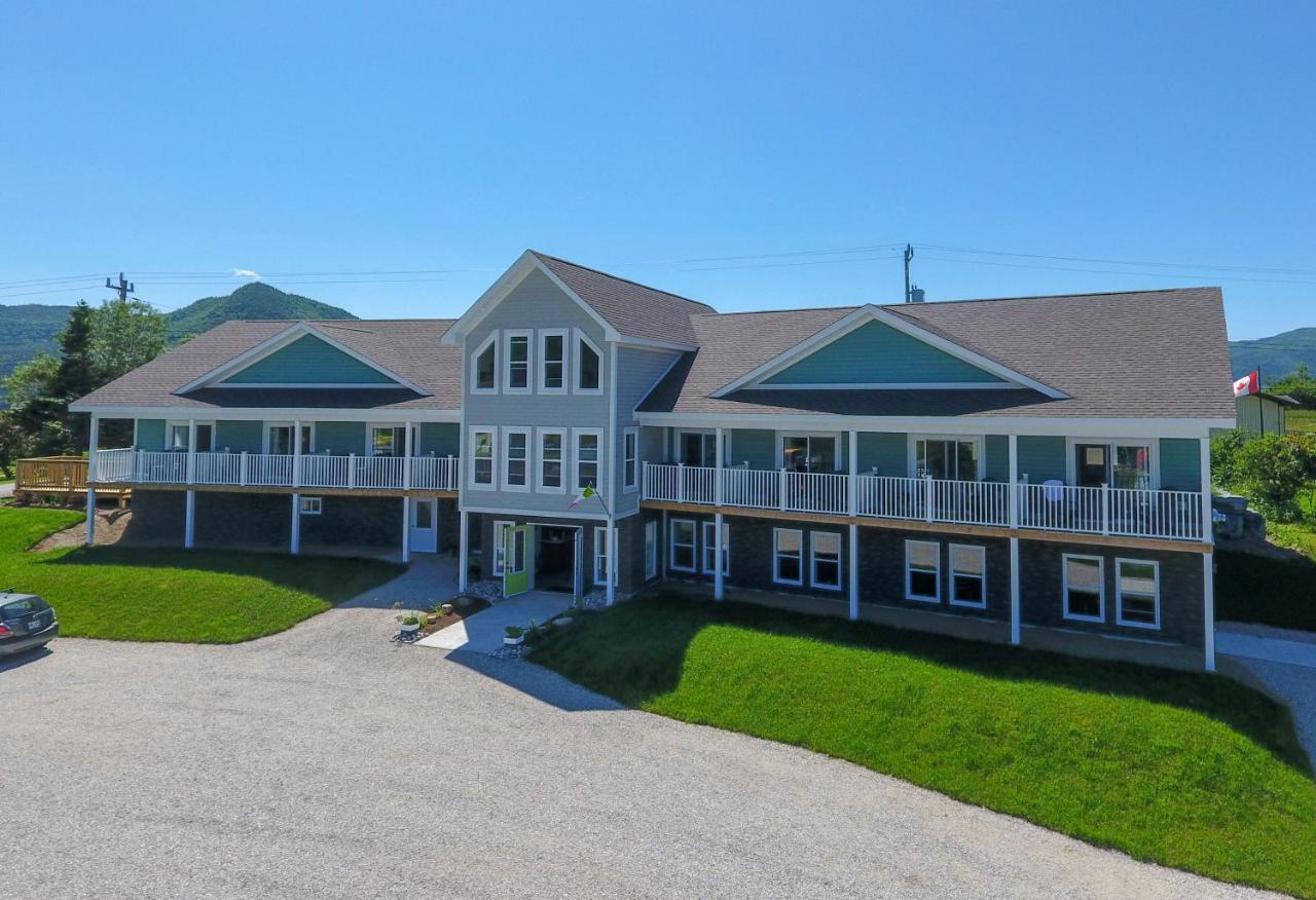 The Tides Inn Norris Point 외부 사진