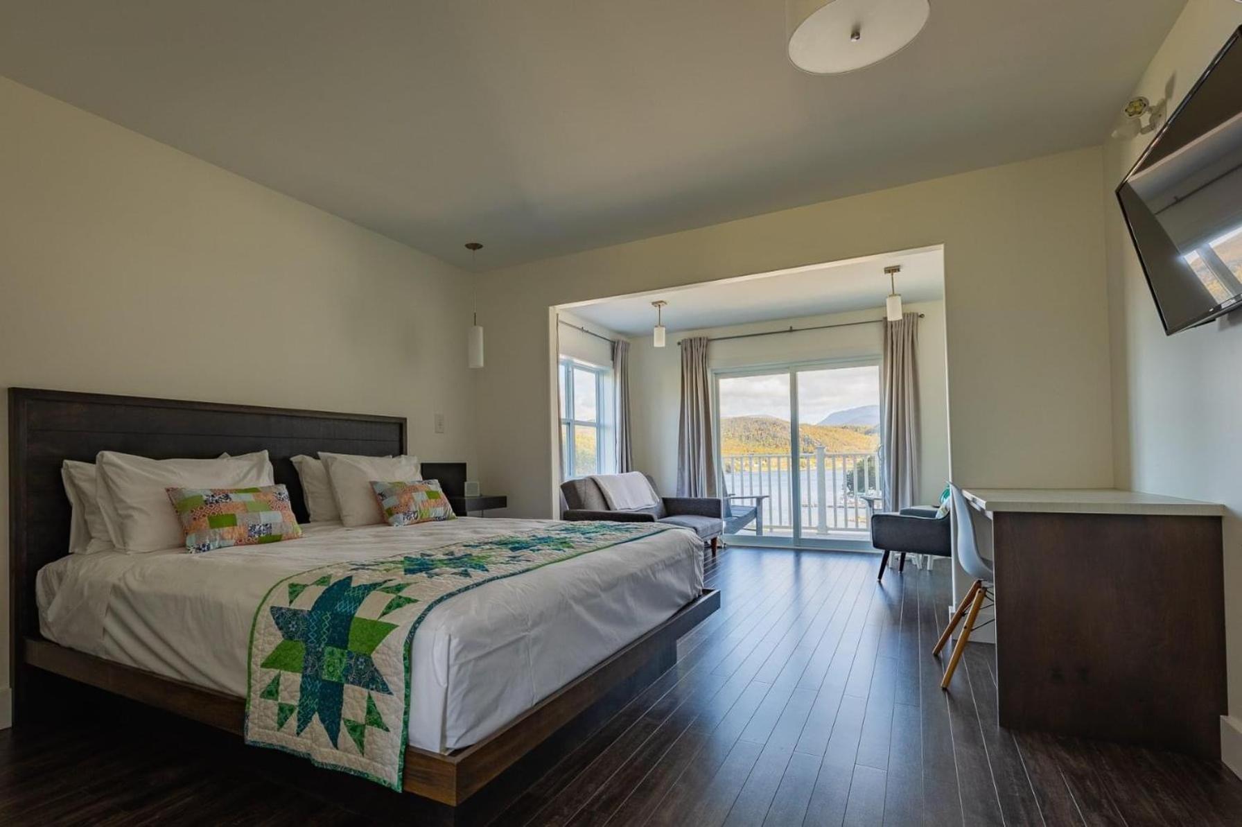 The Tides Inn Norris Point 외부 사진