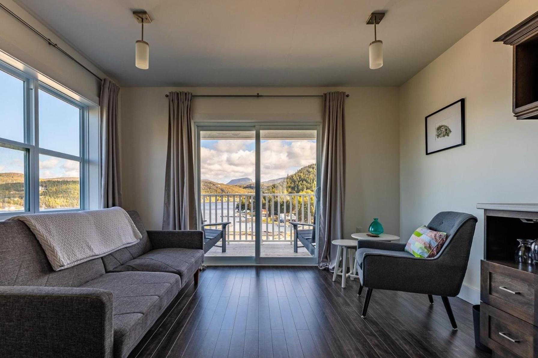The Tides Inn Norris Point 외부 사진